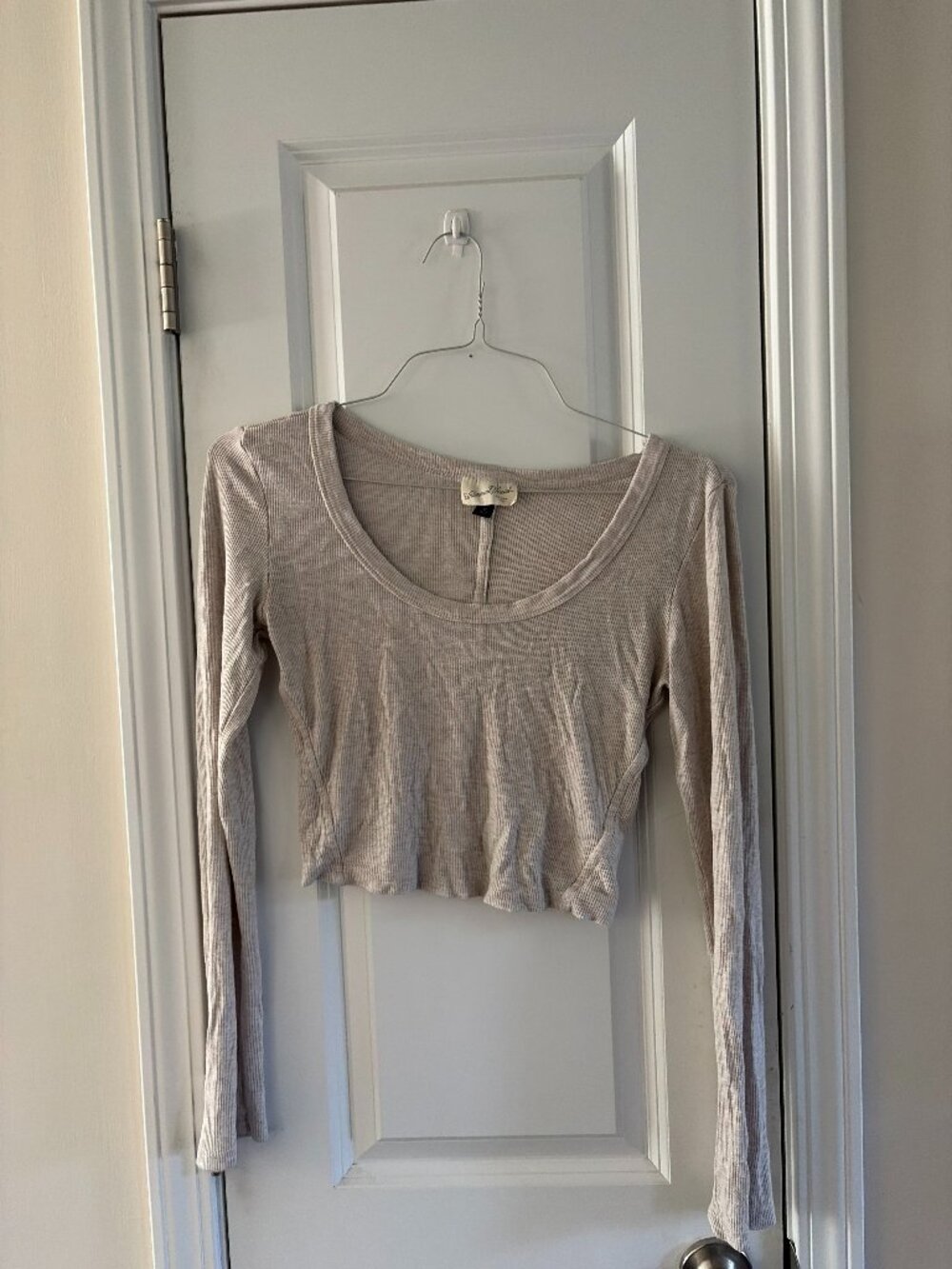 Universal Thread Beige Crop Top